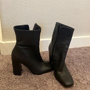 Steve Madden Booties, gently used